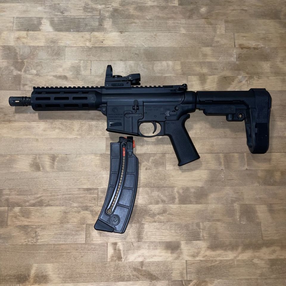 Image 2 - Smith & Wesson M&P 15-22