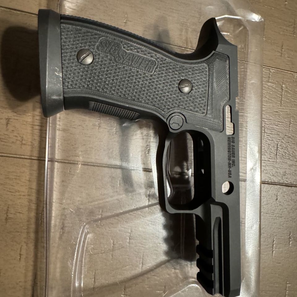 Image 2 - AXG Compact Grip Module 