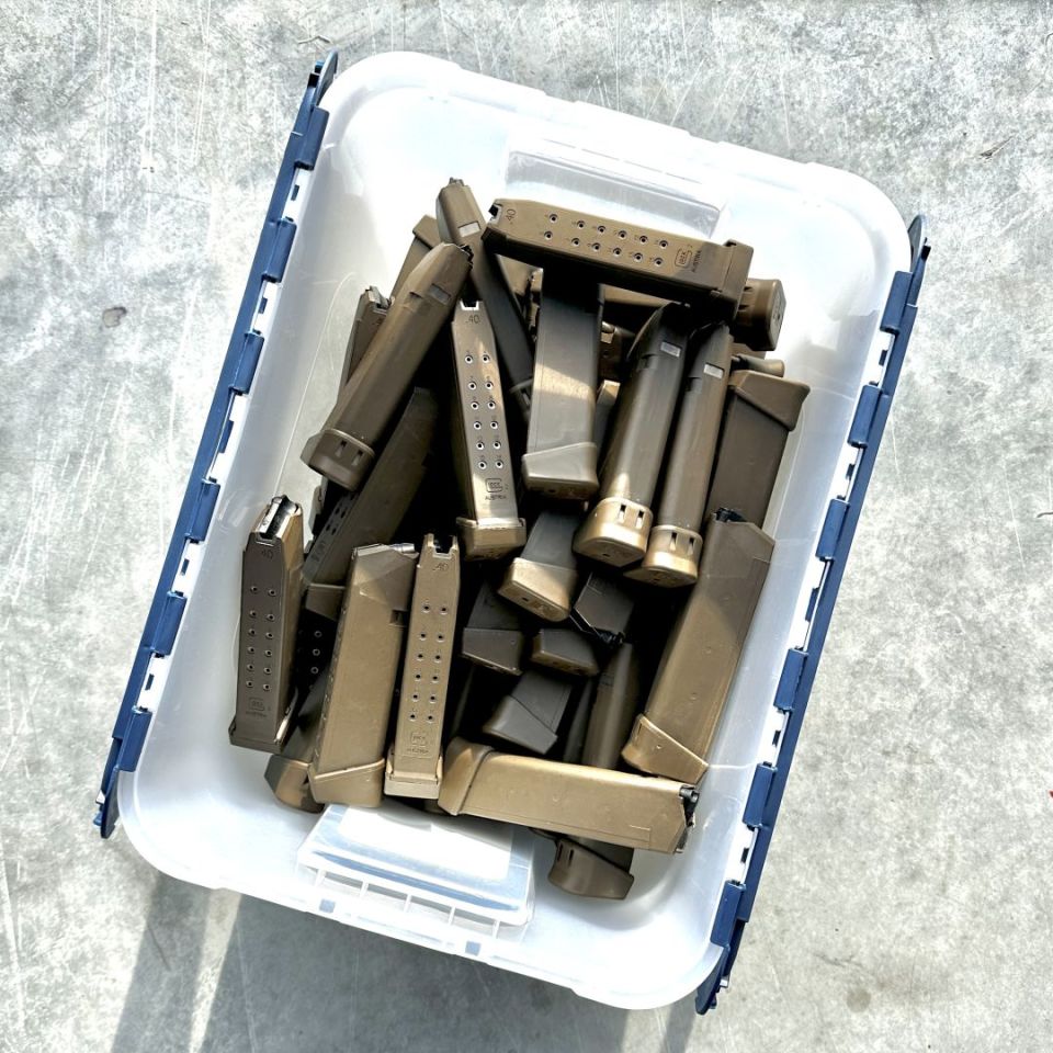 Image 2 - Glock Dark Earth Mags