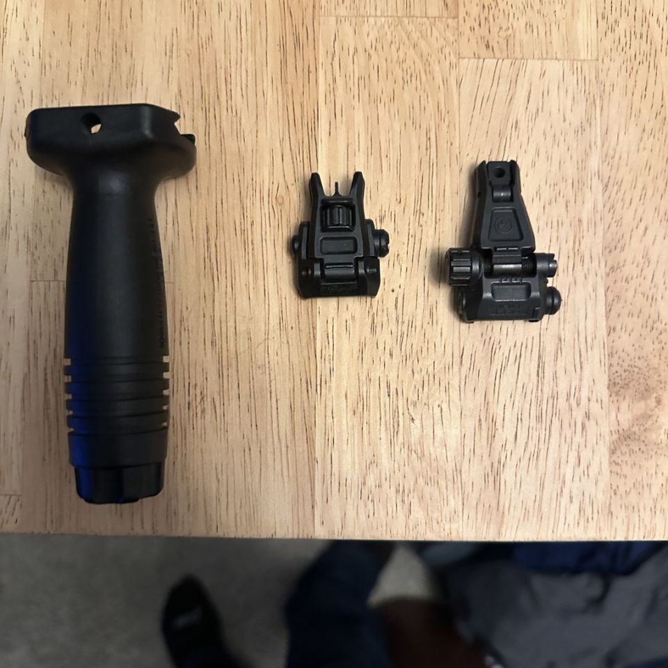 Image 1 - KAC Broomstick/ MBUS pros