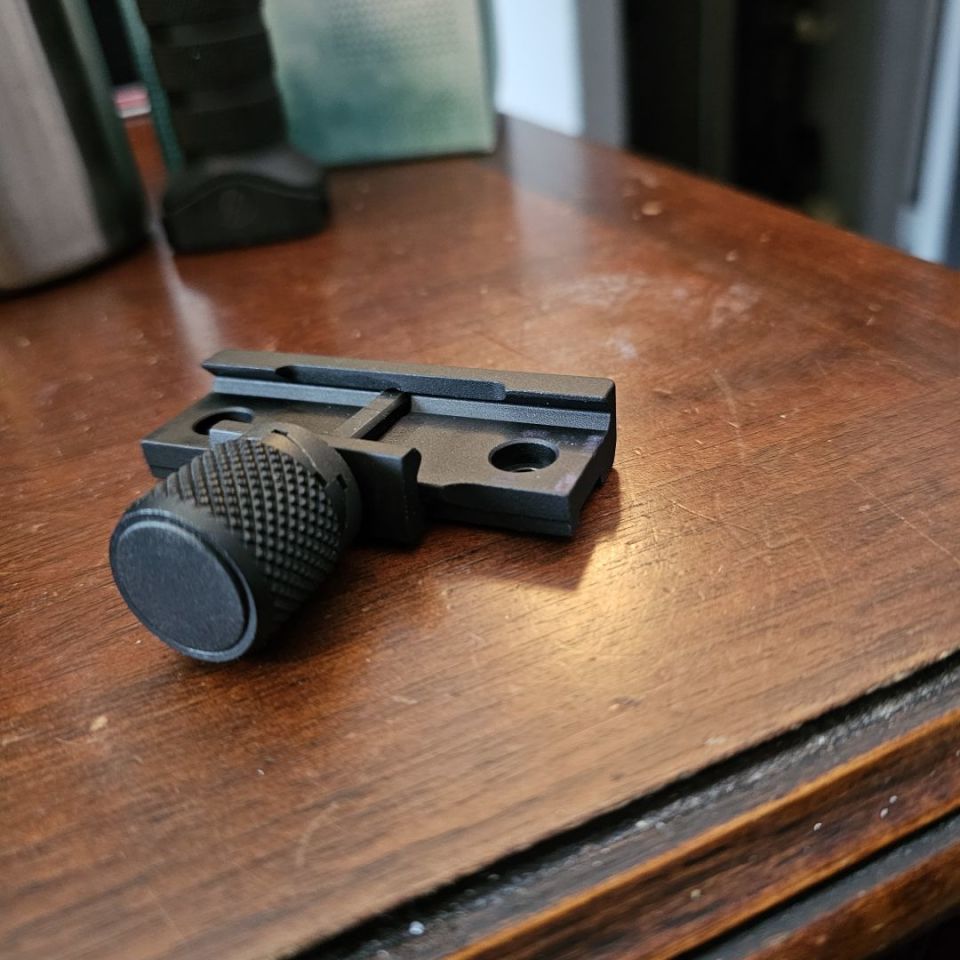 Image 2 - Aimpoint QRP2 Mount 