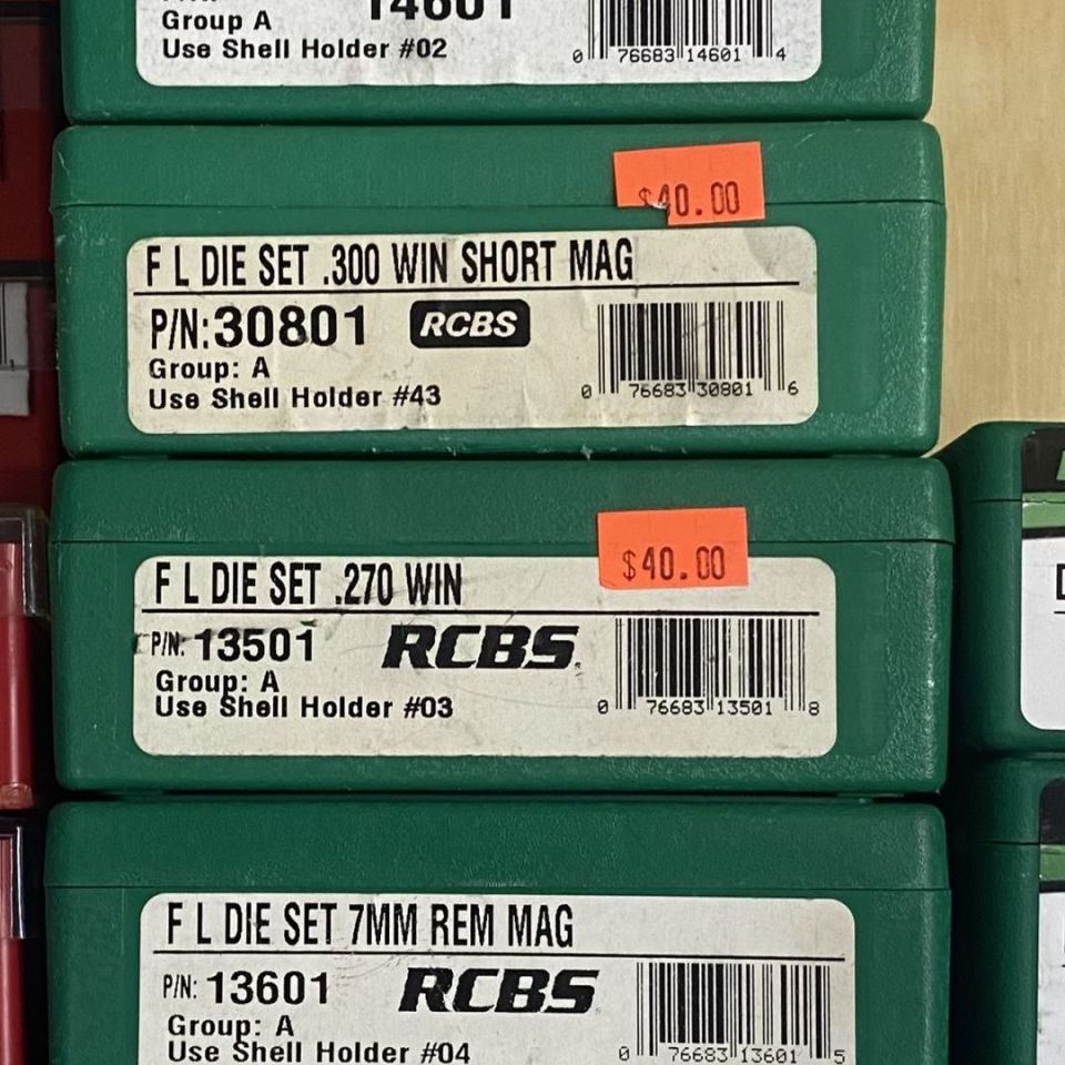 Image 3 - Large lot of reloading dies