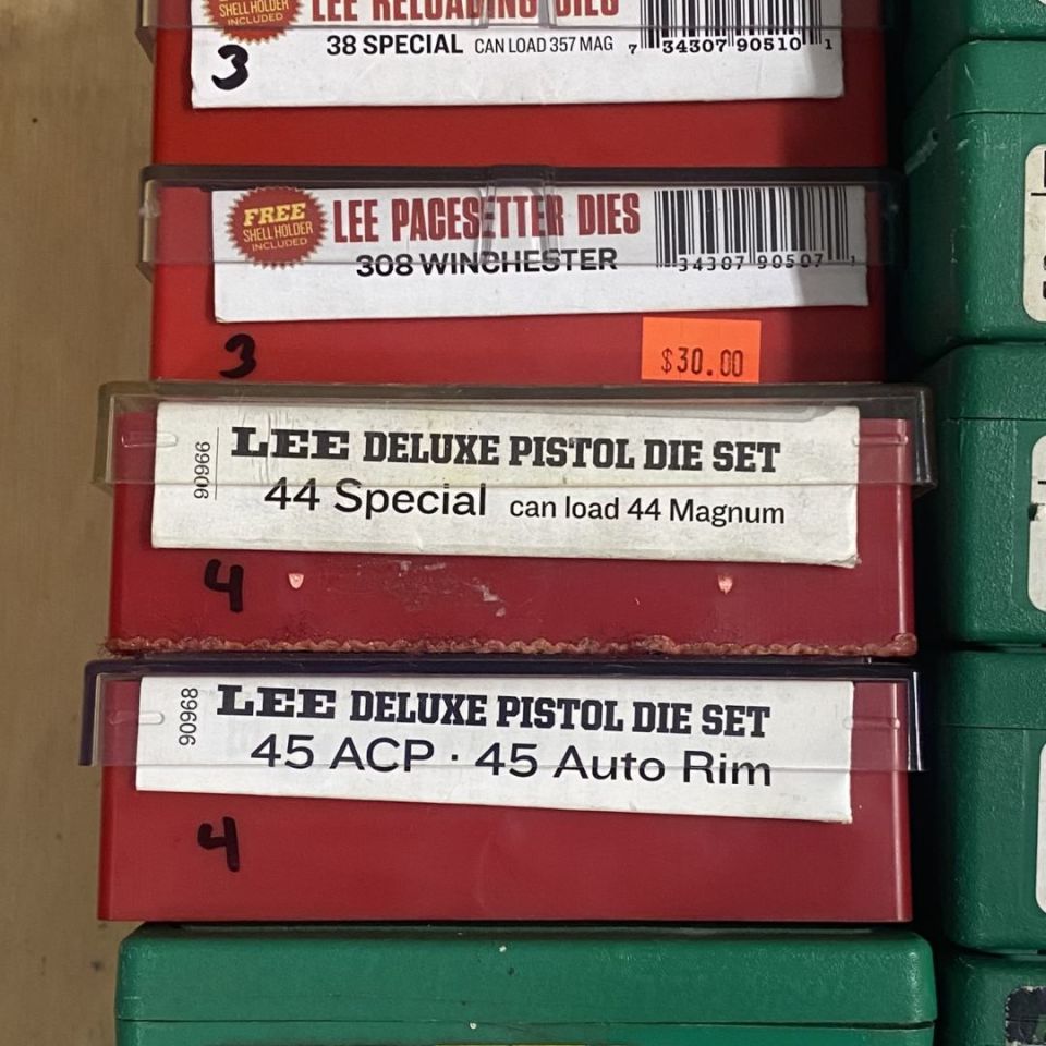 Image 2 - Large lot of reloading dies