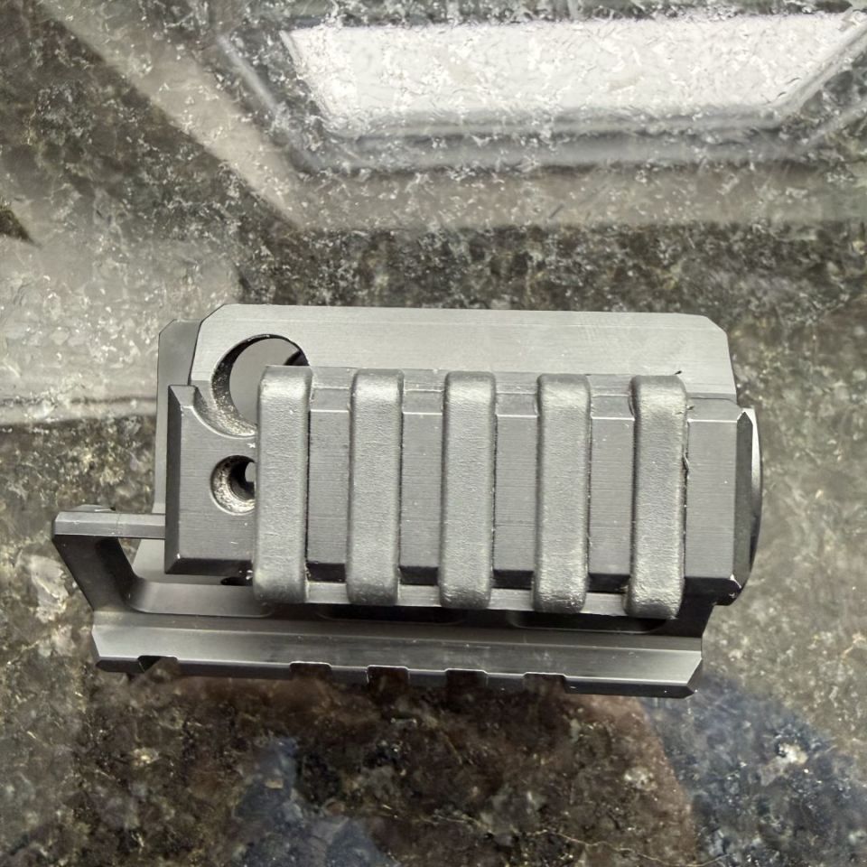 Image 3 - B&T MP5K Tri-Rail Handguard 