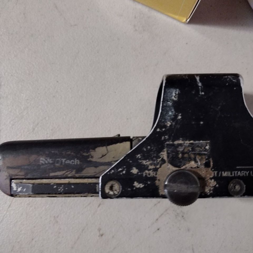 Image 3 - Older Eotech Su-213/553