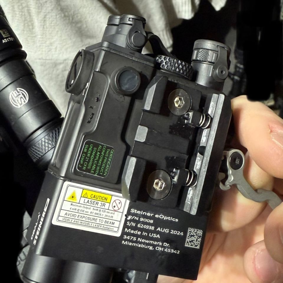 Image 3 - Dbal A3 civilian ir vis laser 