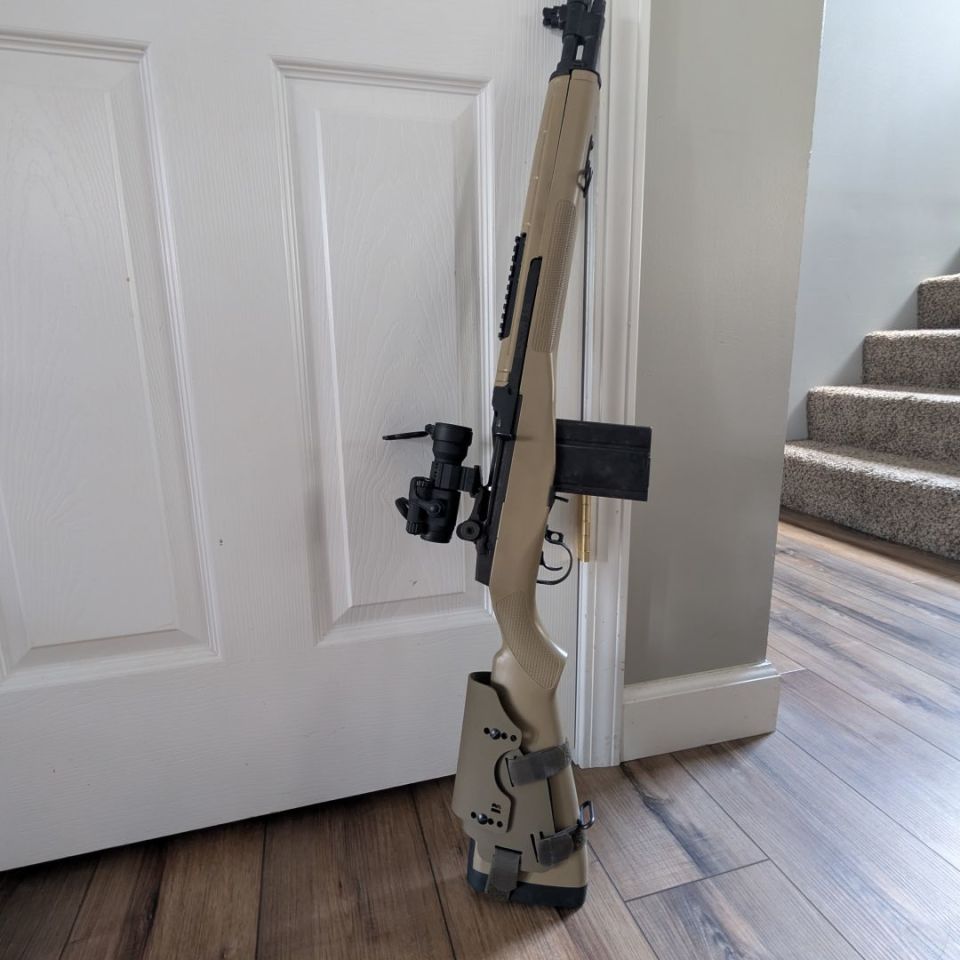 Image 1 - Mini Blackhawk down