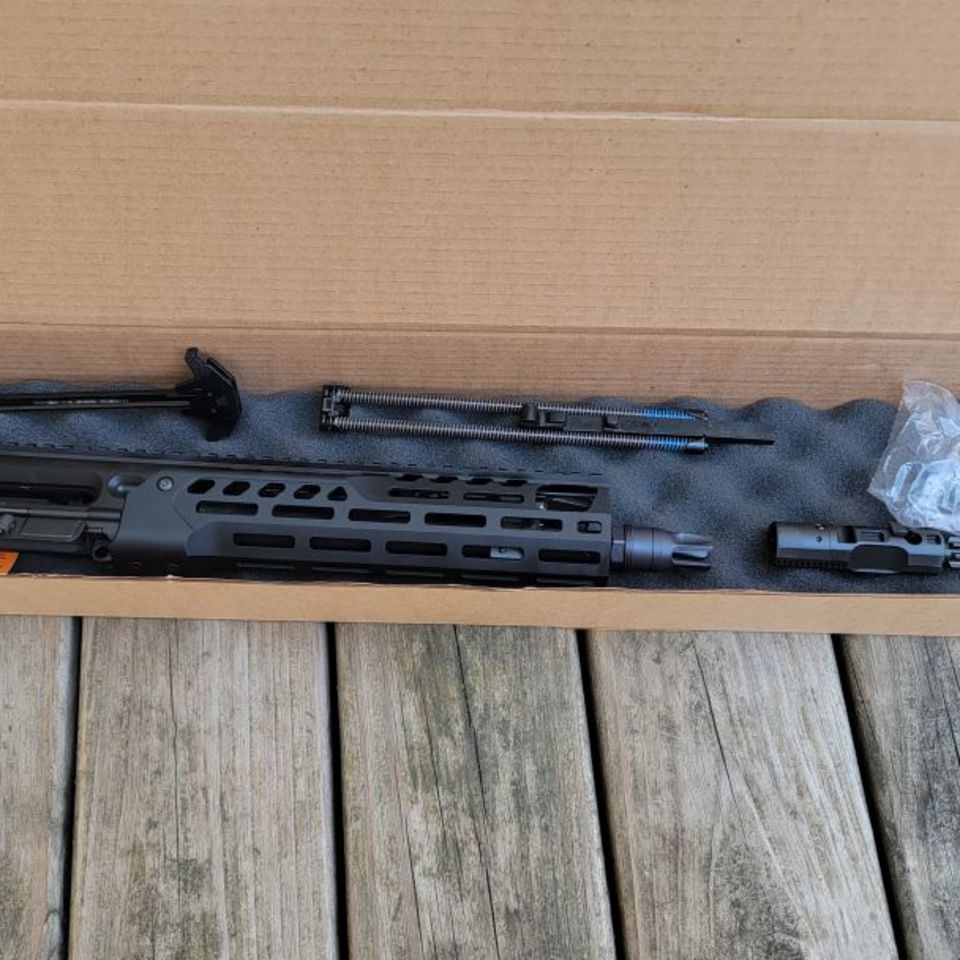 Image 2 - Sig SPEAR LT 11.5" 5.56 upper