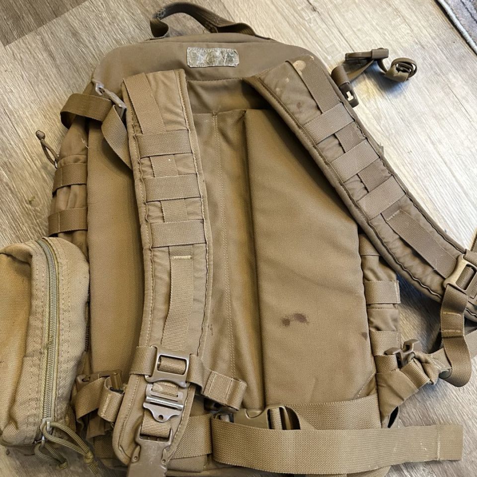 Image 3 - USMC assault pack 