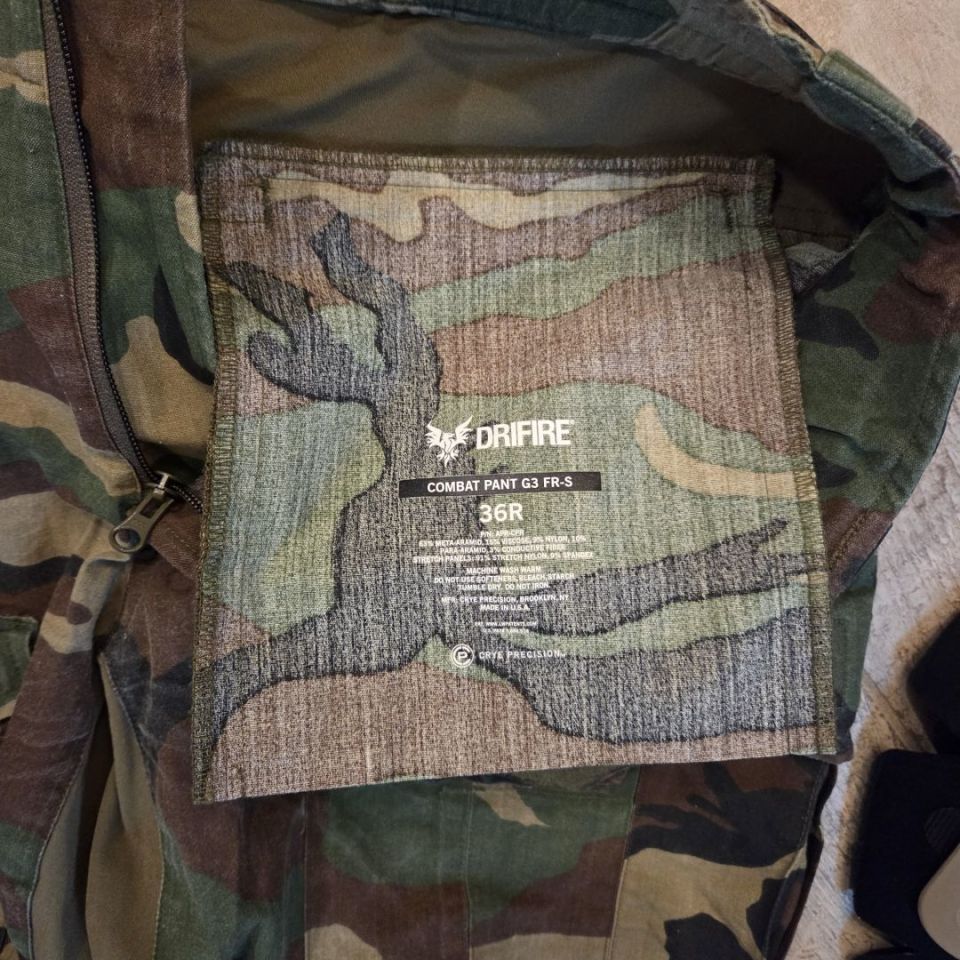 Image 2 - Crye Precision g3 36R m81 