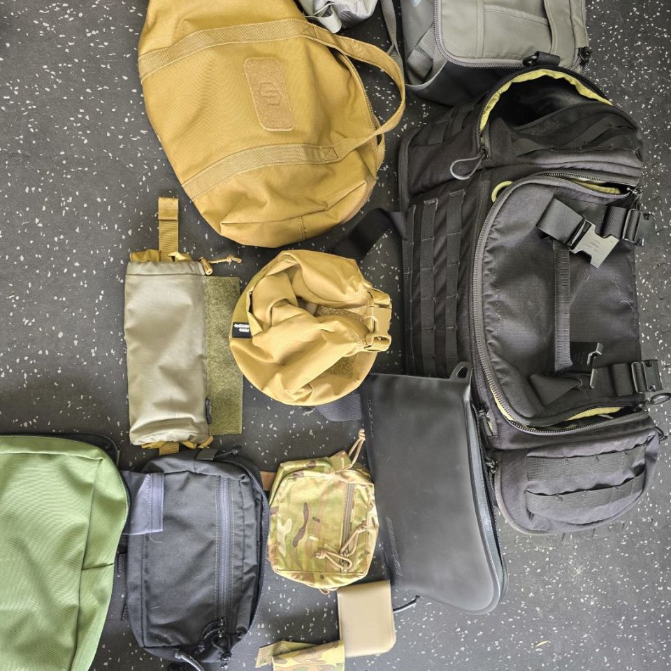 Image 3 - bags on bags
