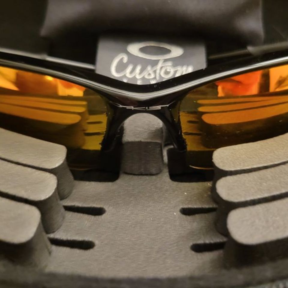 Image 1 - Oakley Halfjacket 2.0 XL+case