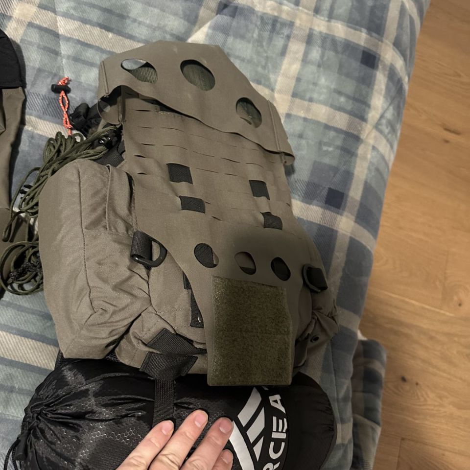 Image 5 - Hesco Body armor 