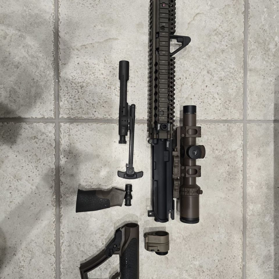 Image 1 - Daniel M4A1 Upper an trijicon 