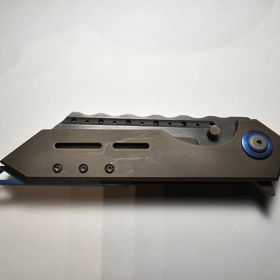 Image 4 - Solid Steel Works Guillotine