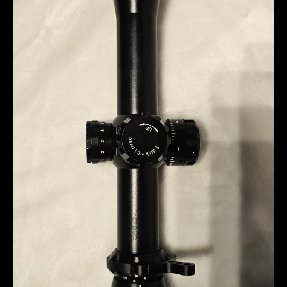 Image 1 - IOR Valdada 2.5-10 x 42 