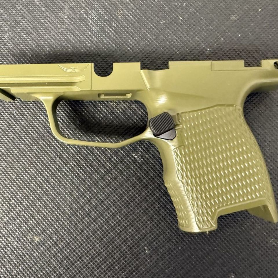 Image 2 - Icarus Precision Ace P365 grip
