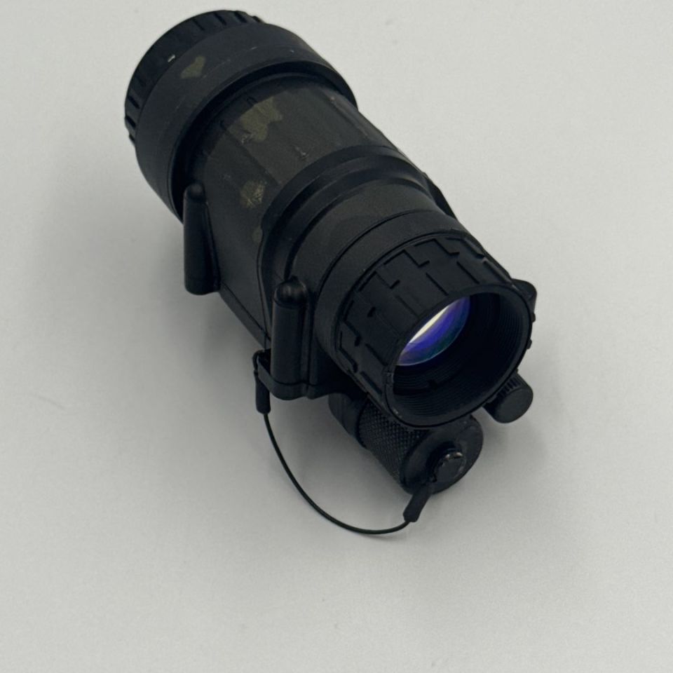 Image 2 - L3 20 UA pvs14 clean no spots