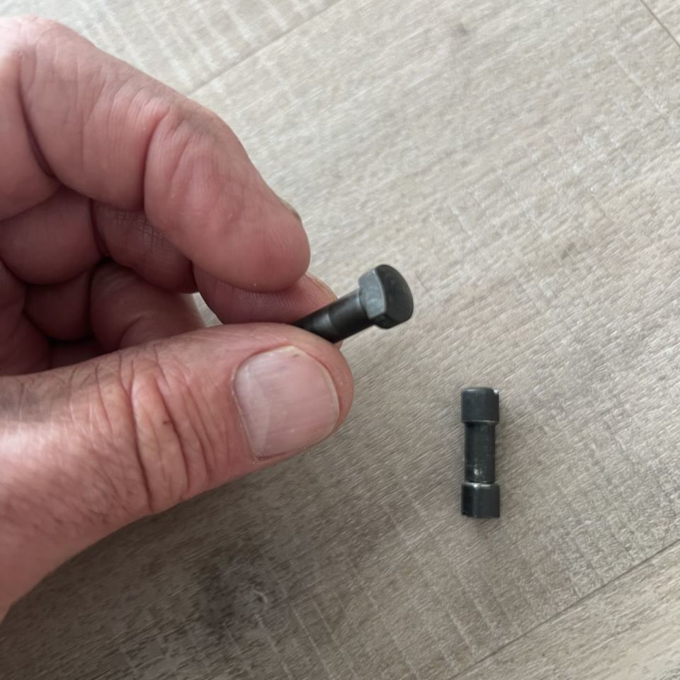 Image 5 - Colt front pins 