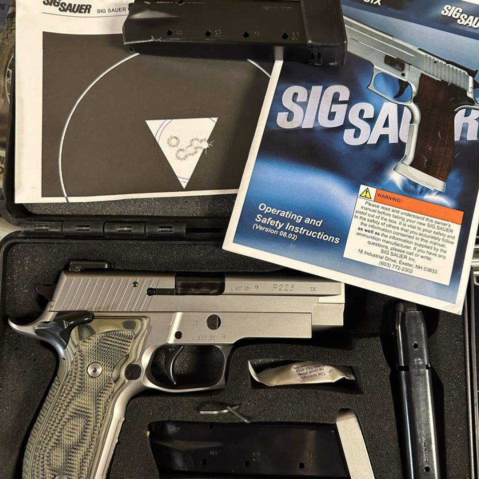 Image 2 - Sig P226 X5 Short & Smart