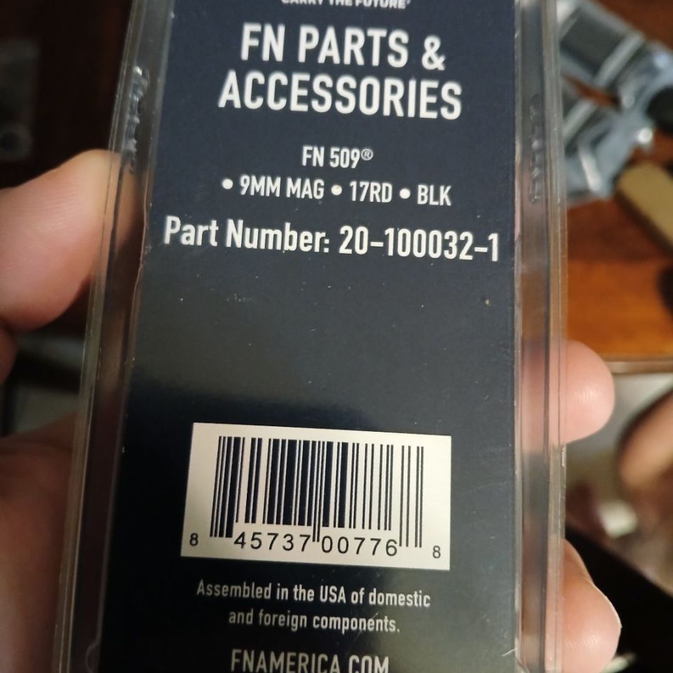 Image 2 - 3x NIB fn 509 17rnd mags