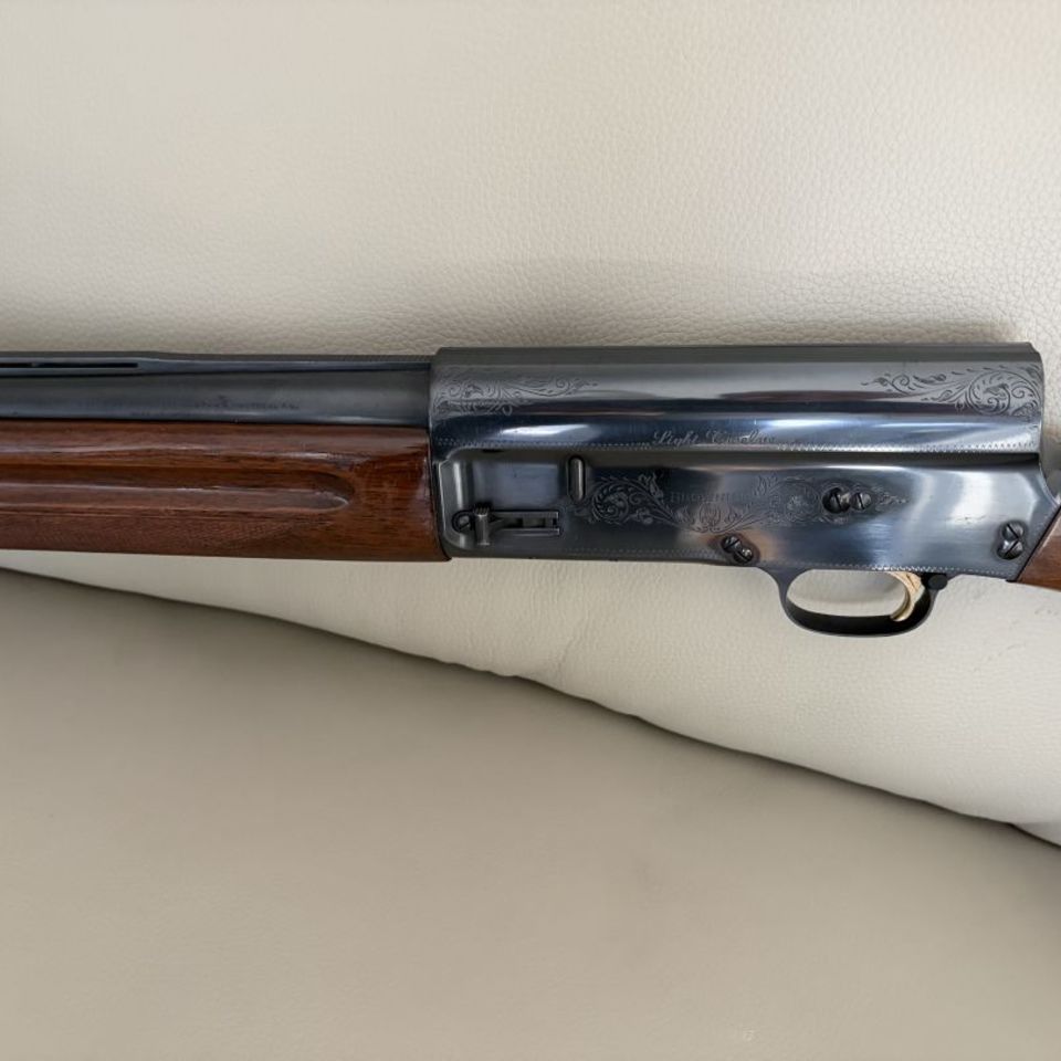 Image 4 - Browning A5 Light Twelve