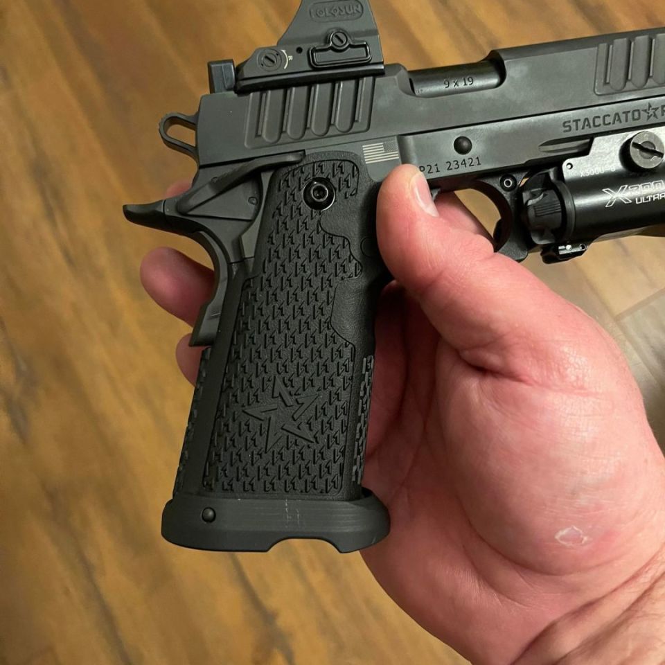 Image 5 - Staccato C2  And P Grip w/ Acc