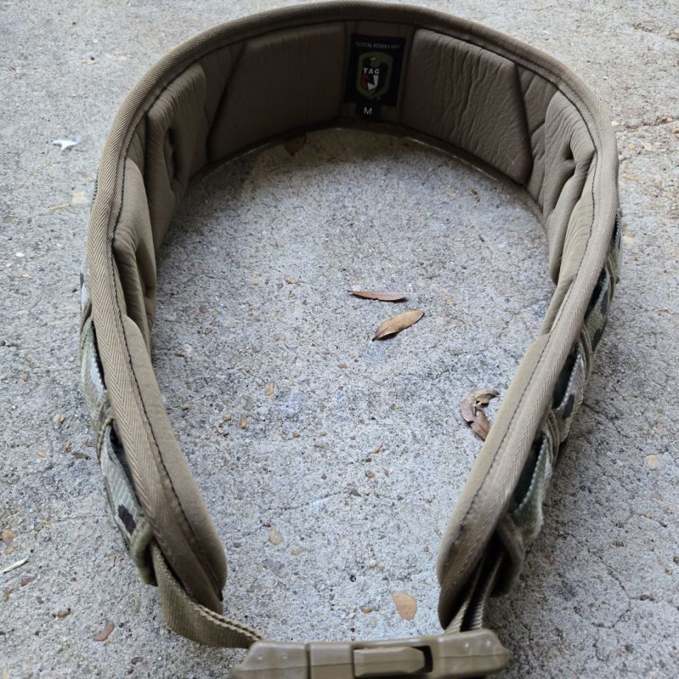 Image 3 - TAG Belt