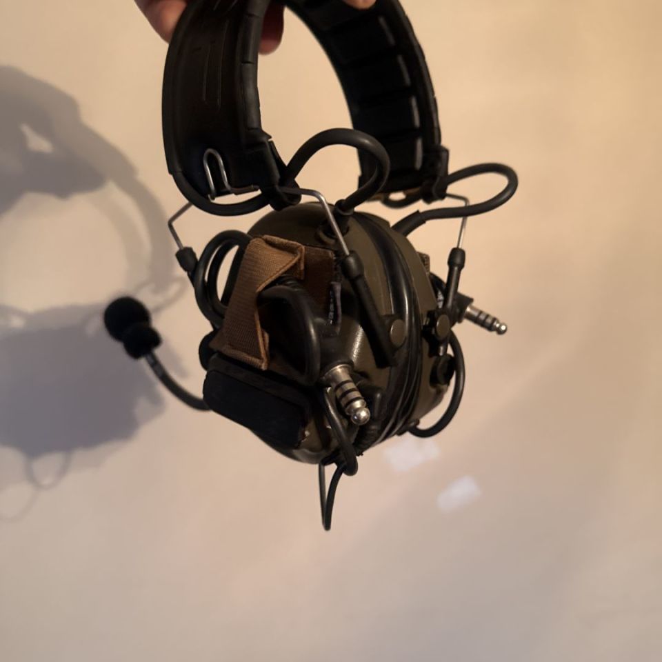 Image 2 - Peltor Comtac V OD Green