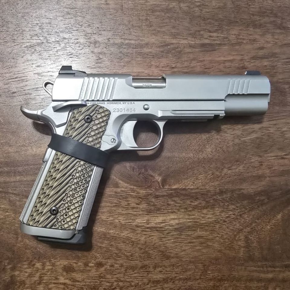 Image 1 - Dan Wesson Specialist 1911 9mm