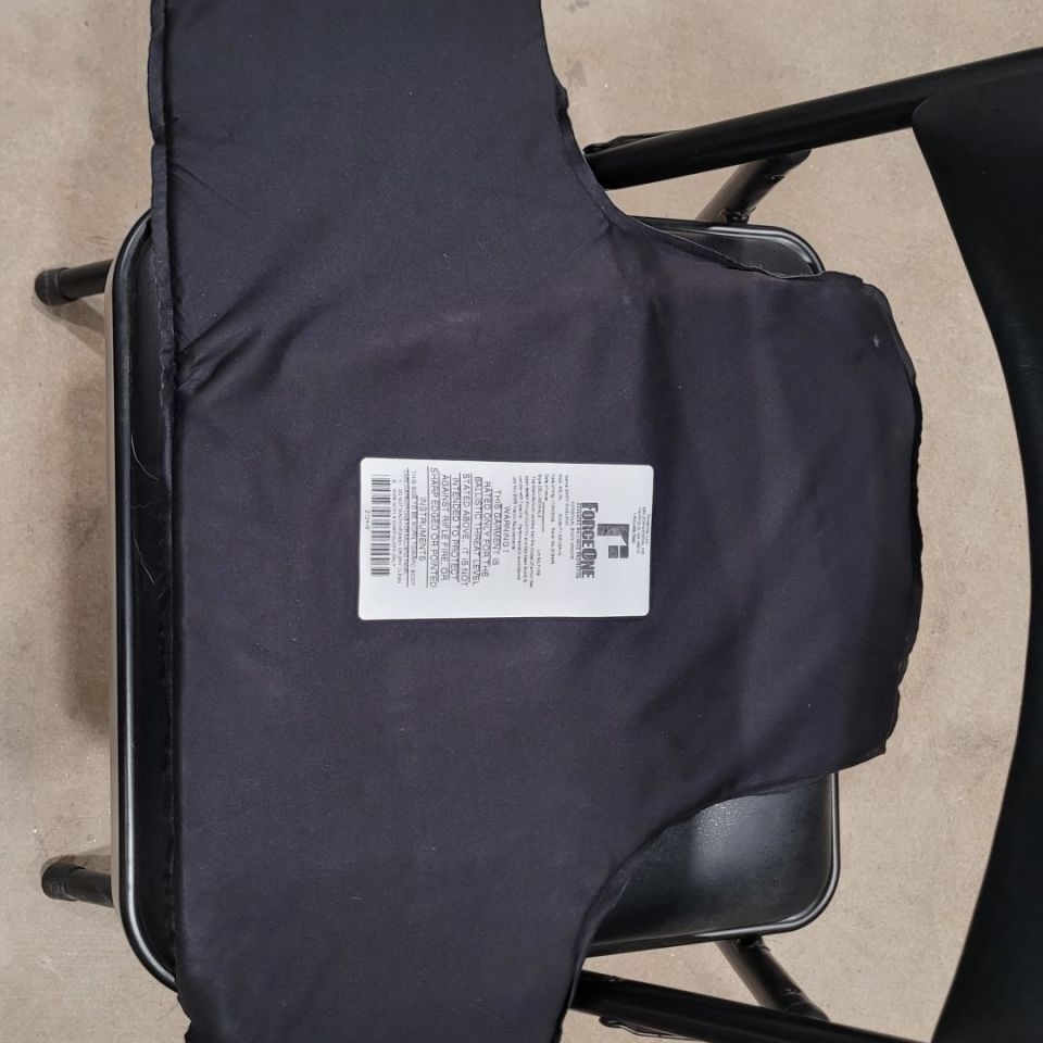 Image 2 - IIIA soft armor. 4XL/XL