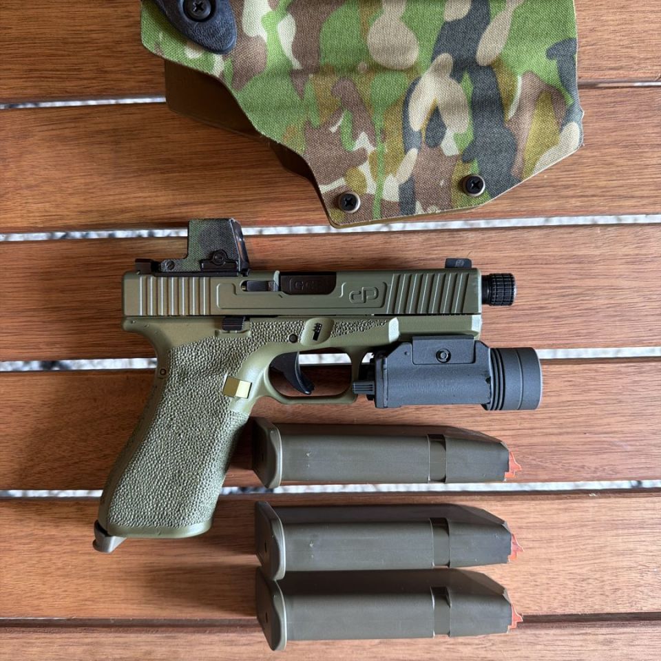 Image 4 - Glock 45 Holosun EPS 