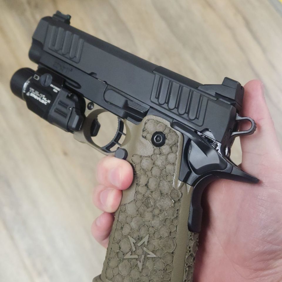 Image 5 - Staccato C2