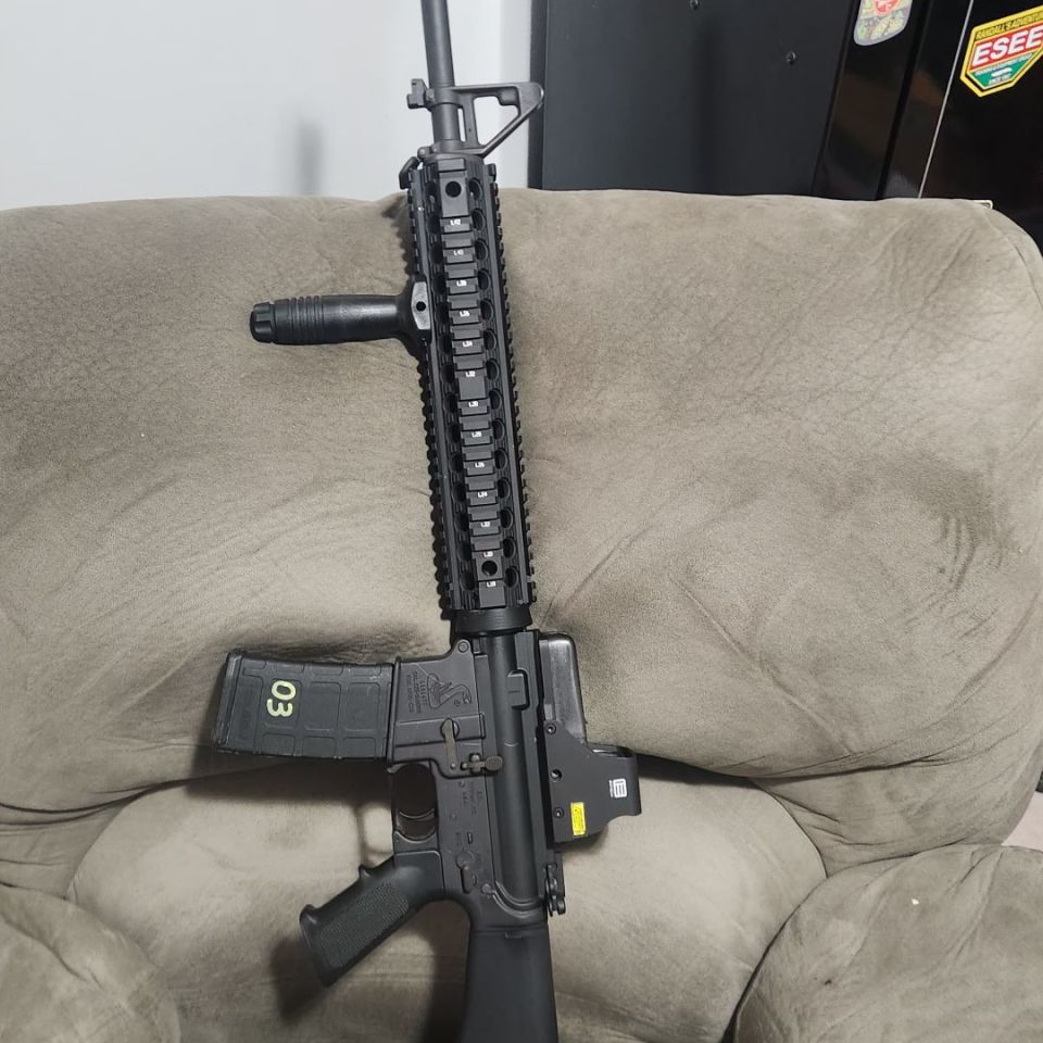 Image 2 - Bushmaster m16a4