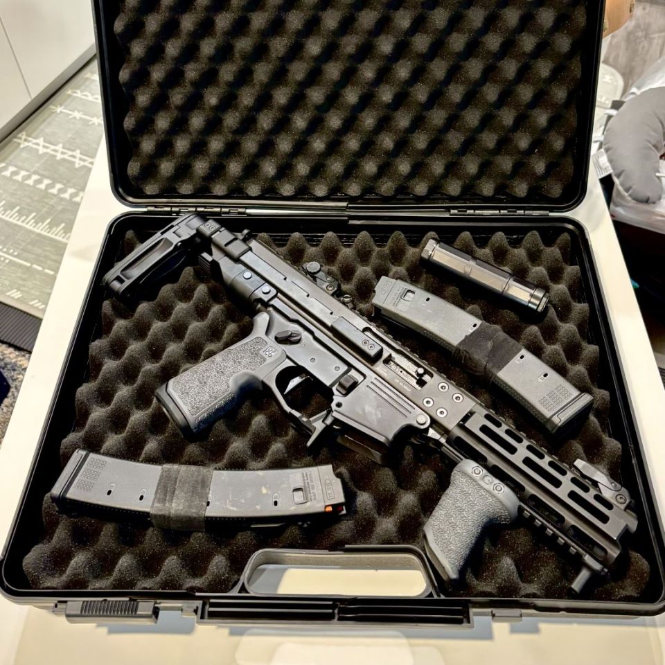 Image 2 - GHM9 gen 2 + Lingle & Geissele