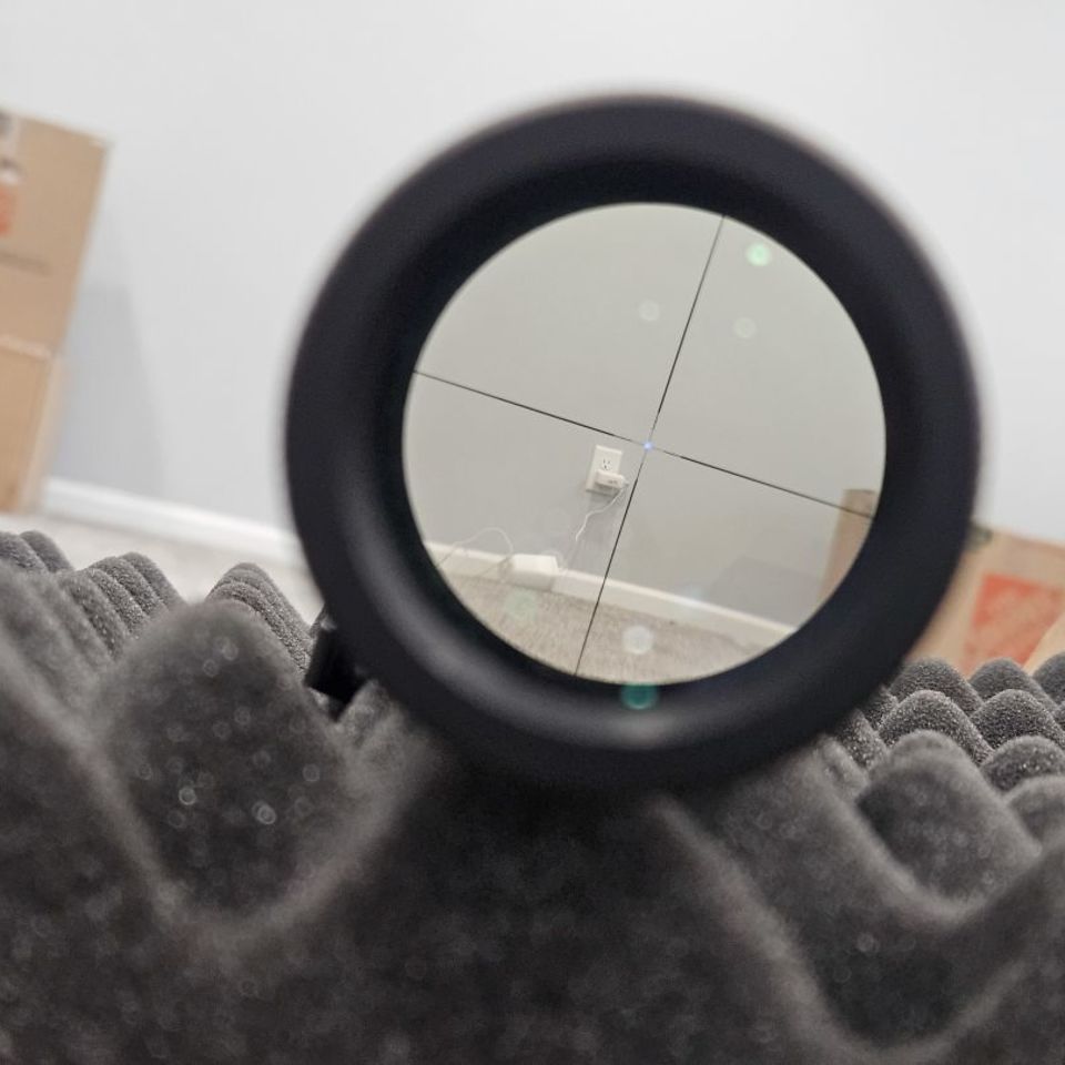 Image 5 - Us Optics 1-8 Blue dot