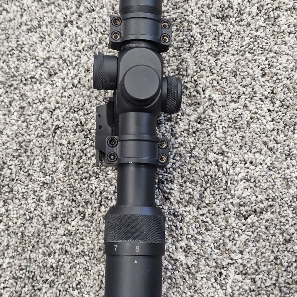 Image 2 - Us Optics 1-8 Blue dot