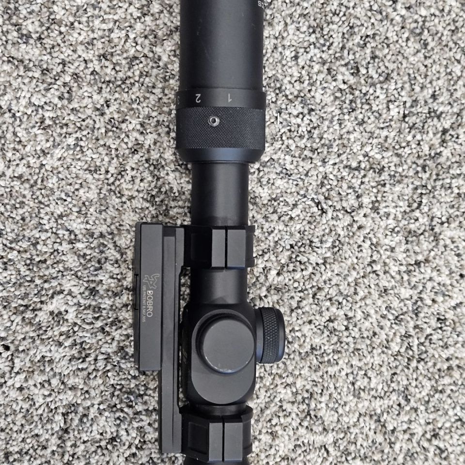 Image 1 - Us Optics 1-8 Blue dot