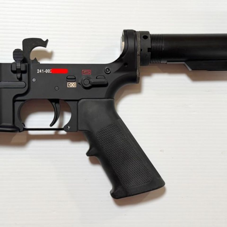 Image 2 - HK MR556 A1 “WARNING” Lowers…