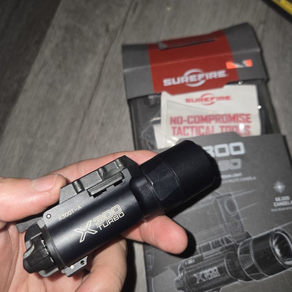 Image 2 - Surefire X300 Turbo w gas peda
