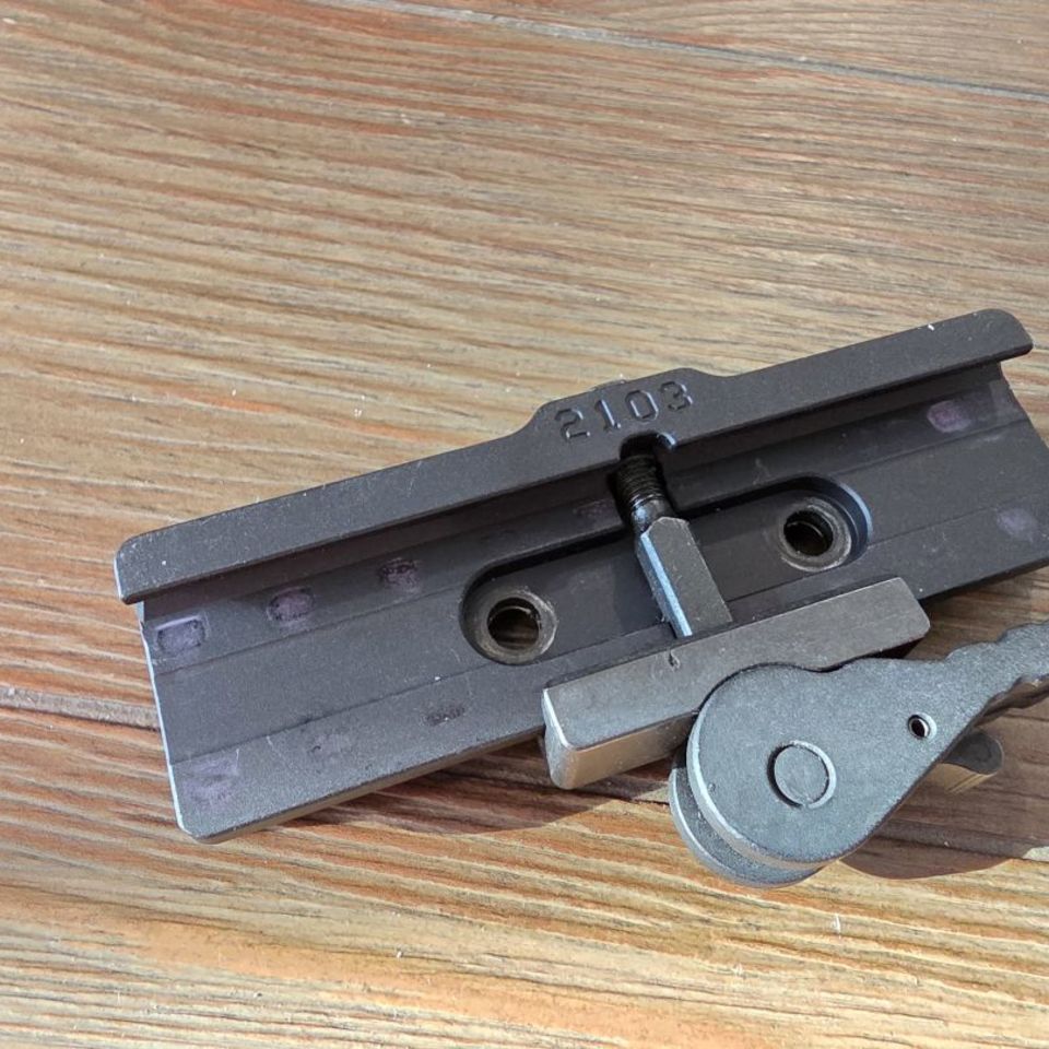 Image 3 - ADM ACOG qd mount