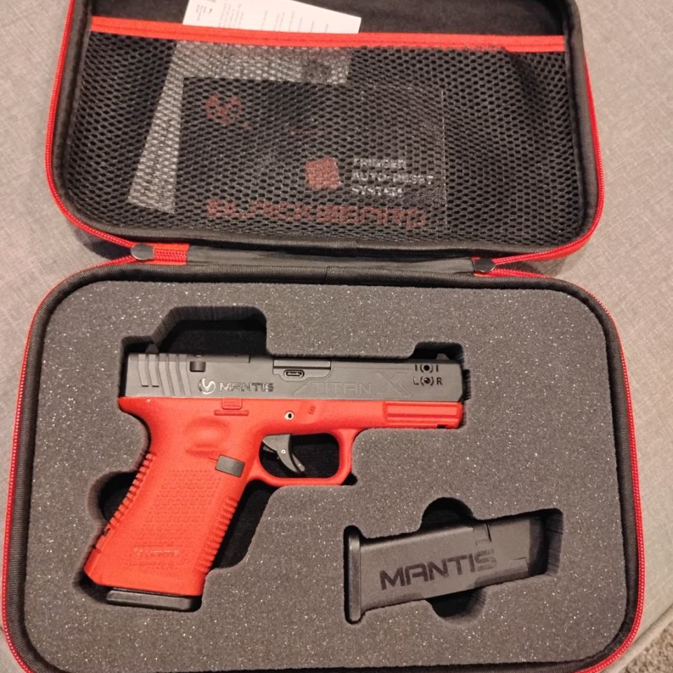 Image 1 - Mantis titanx 