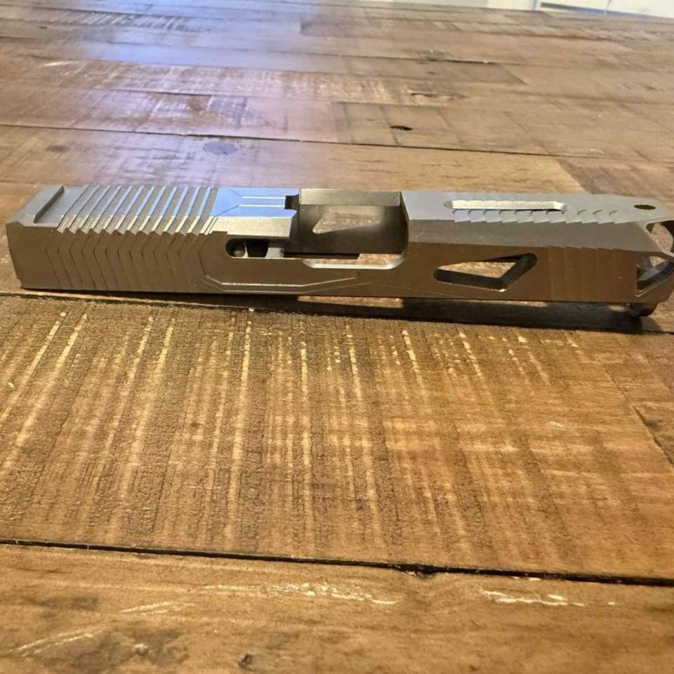 Image 2 - Lone wolf Alpha G19 Gen 3 