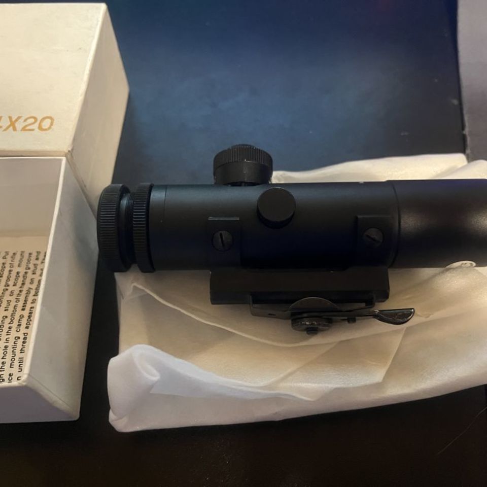 Image 2 - Vintage Colt 4x20 scope