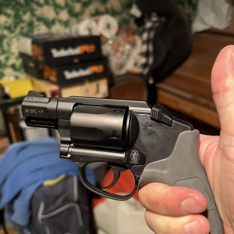 Image 2 - S&W body guard 38 spcl +p