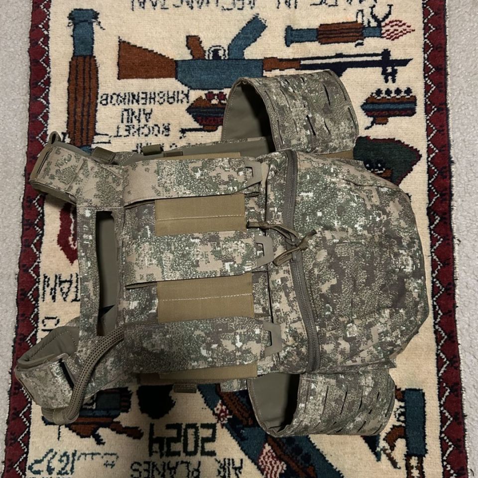 Image 2 - Direct Action Spitfire W/ backpanel + pads