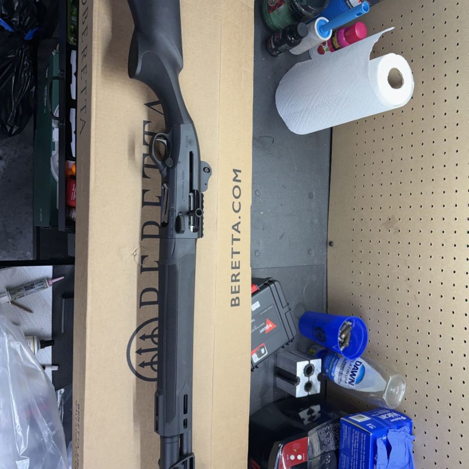 Image 3 - Beretta 1301 LE