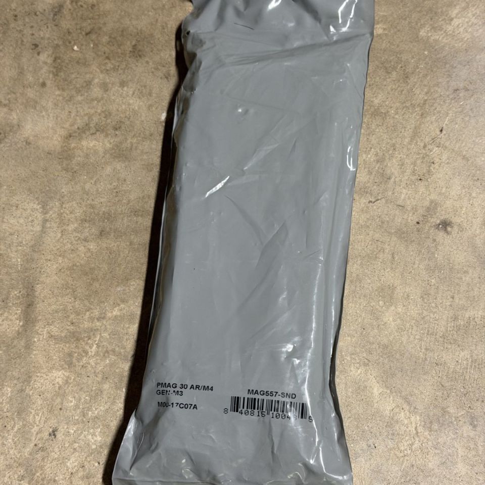 Image 3 - BNIB Sand PMAG