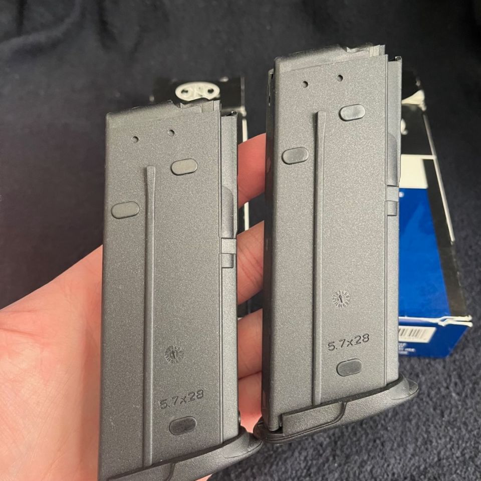 Image 5 - FN 5.7 20rd Magazines x2