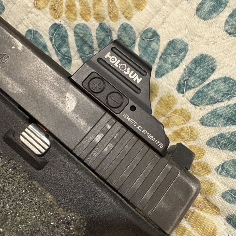 Image 2 - Glock 19 gen 4 